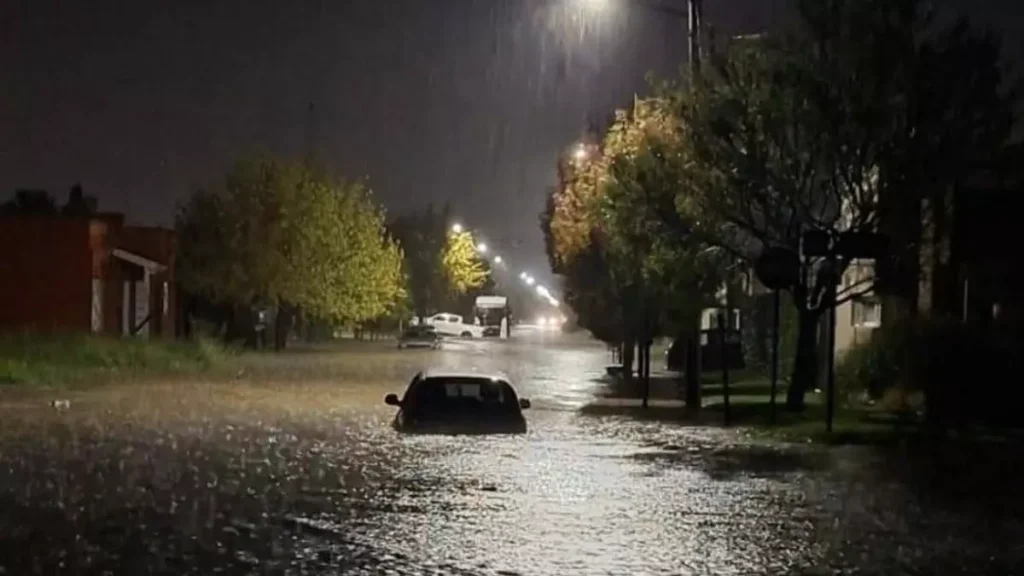 Temporal en el AMBA: calles anegadas y más de 11 mil usuarios sin luz 62756406 85fc 45a2 98cc 5f3265bf304a 16 9 discover aspect ratio default 0
