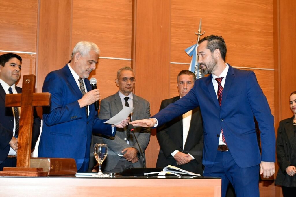 677799988 1255268009994885 3881945961400200858 n