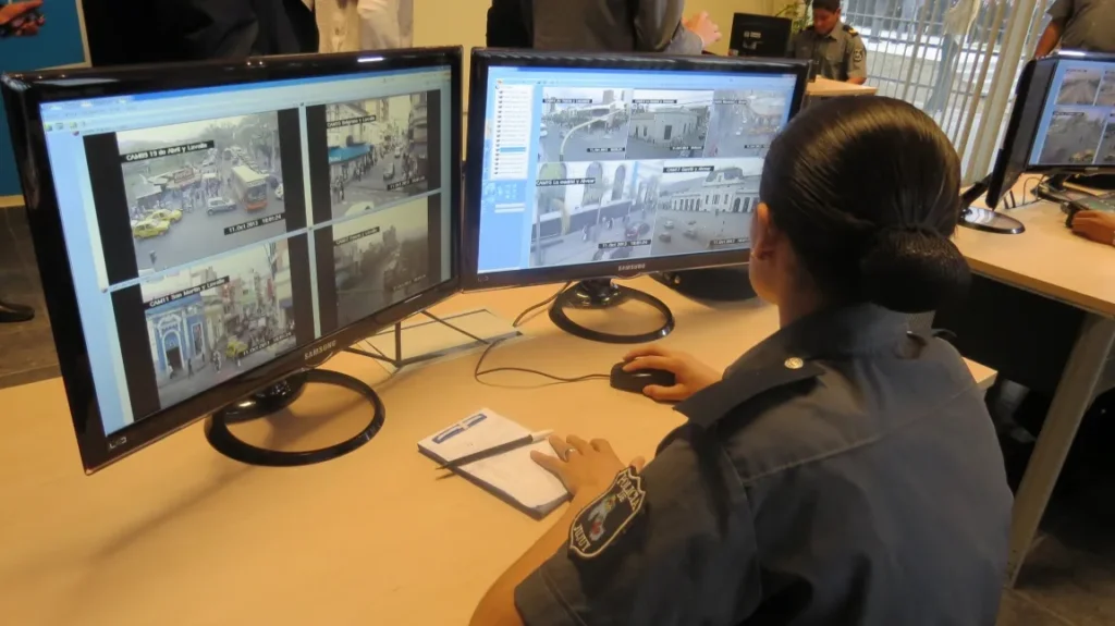 Chilecito: La Policía mantiene el alerta en redes sociales ante amenazas en las escuelas 911