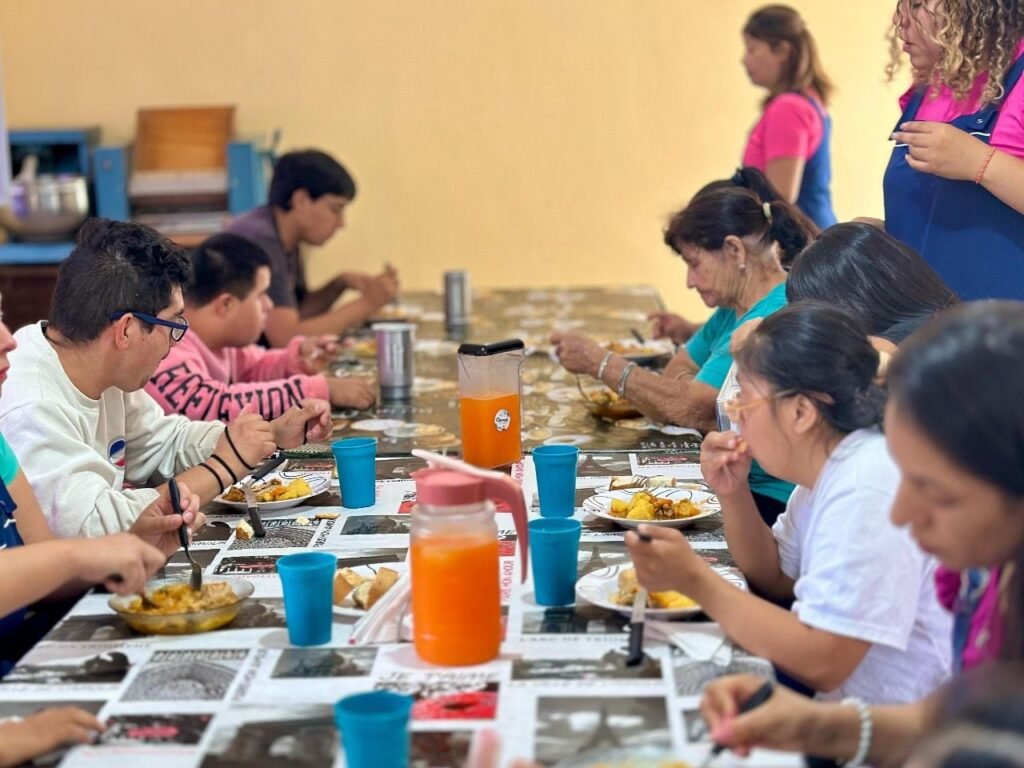 La Provincia garantiza la continuidad del programa alimentario escolar 1 WhatsApp Image 2026 04 08 at 10.44.15 AM