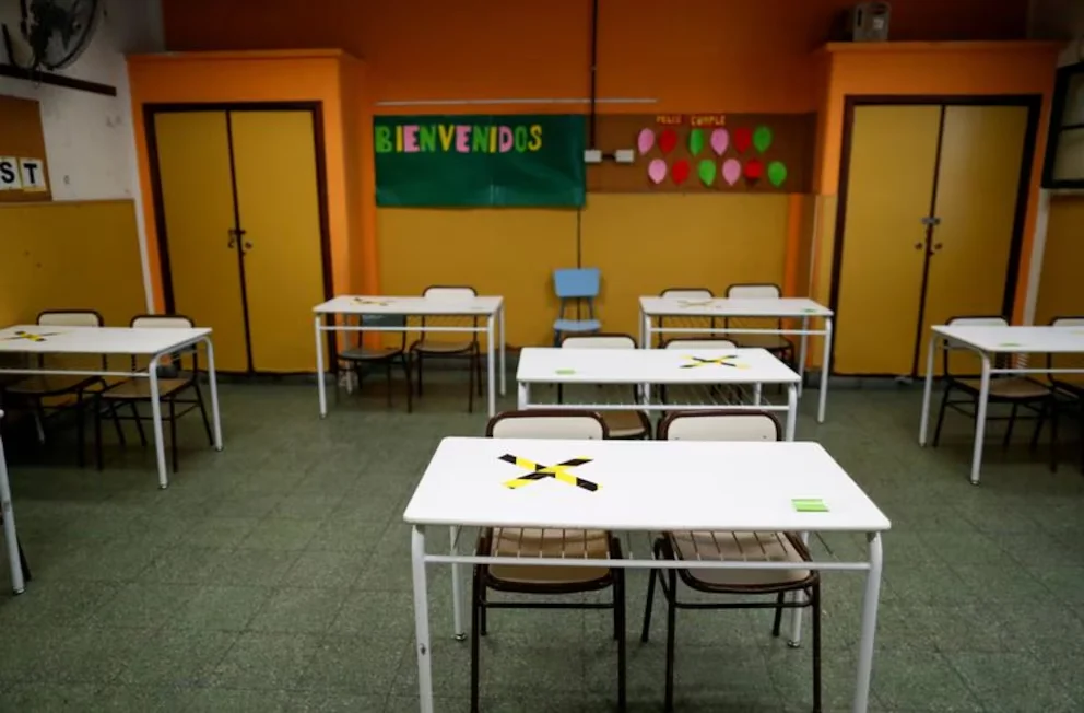 El ausentismo escolar en Secundaria se dispara: más de la mitad falta 15 días al año aula vacia