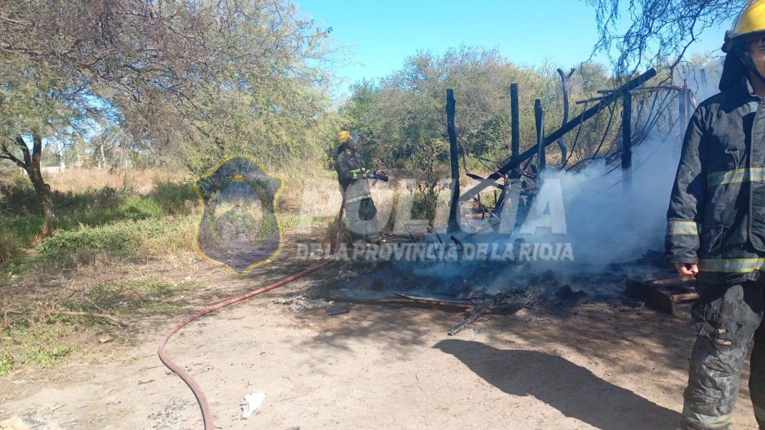 Se incendió un rancho sobre Ruta 38: el dueño lo había armado para evitar que le usurparan el terreno 706650557 122177043596821877 544124811561436344 n