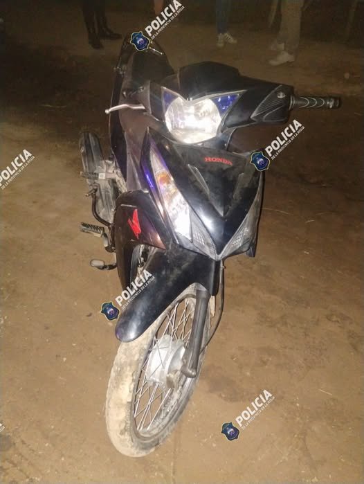 Recuperan en el barrio Francisco II una moto que tenía pedido de captura 707781237 122177012864821877 203022053281822801 n