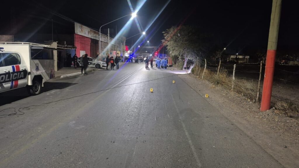 San Juan: motociclista chocó de atrás a otro y murió al impactar contra un árbol 708304665 1597570789038948 350824515370938490 n