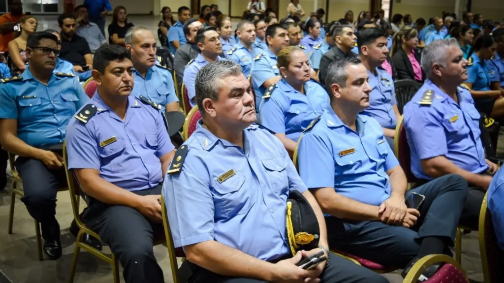 RETIRADOS POLICIA