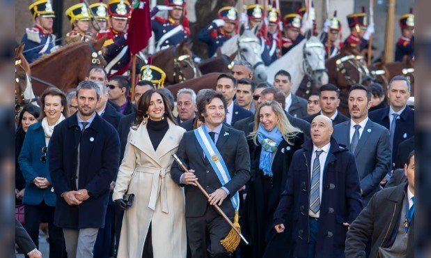 Villarruel emitió un mensaje de “fortaleza, unidad y paz”, en medio de la tensión con el Gobierno Nacional Villarruel Milei 6a14233ba4c6f