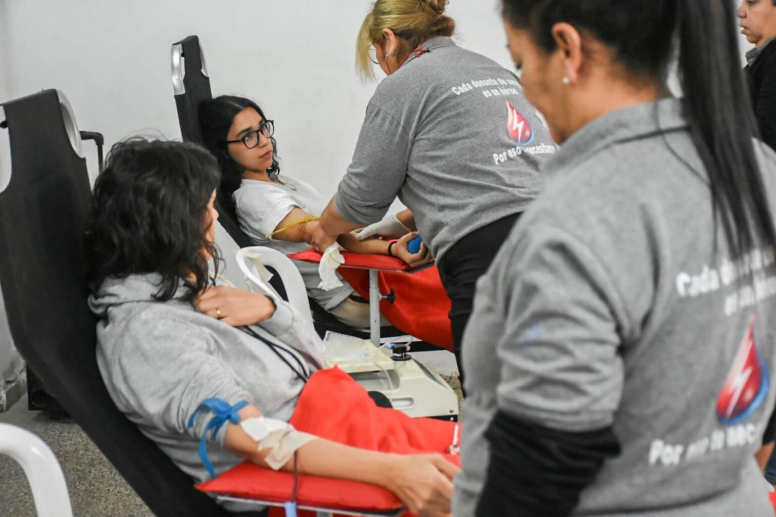 Salud realizó una nueva colecta voluntaria de sangre junto a estudiantes del CEF San Francisco WhatsApp Image 2026 05 12 at 5.41.02 PM