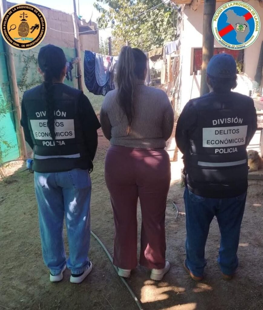 Desbaratan una red de ciberestafas que operaba con falsas inversiones en YPF WhatsApp Image 2026 05 14 at 6.08.26 AM