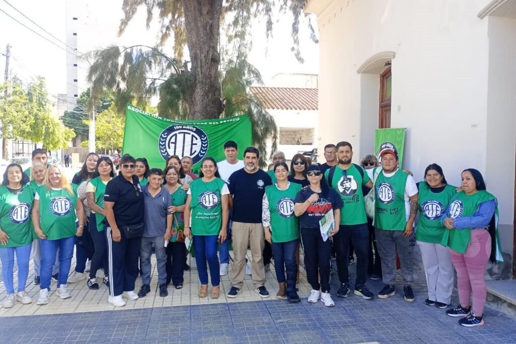 ATE La Rioja denunció que intentaron impedir una asamblea en el Concejo Deliberante de la Capital ate