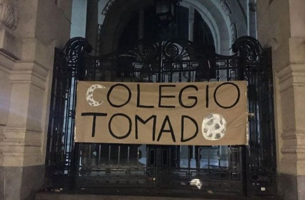 Tomaron el Nacional Buenos Aires y el Pellegrini en reclamo por el financiamiento universitario colegio tomado