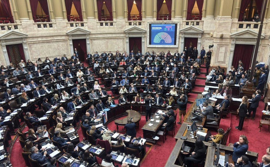 El oficialismo logró aprobar la ley que recorta los subsidios al gas por “zona fría” diputados