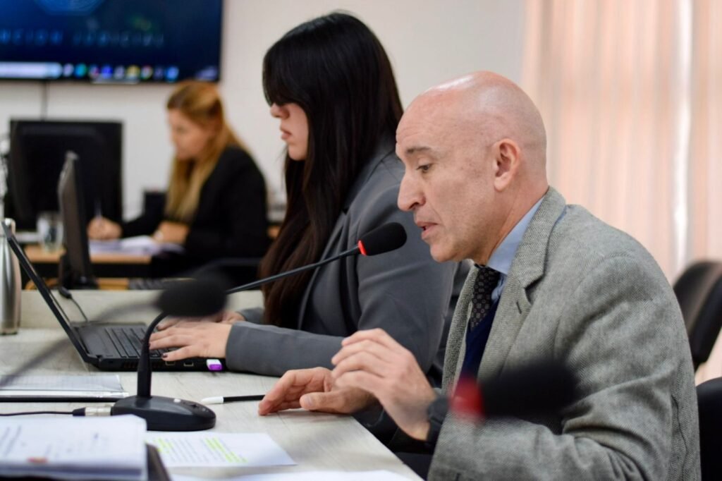 Fiscalía pidió 18 años de prisión efectiva en una causa por abuso sexual en contra de una menor fiscales
