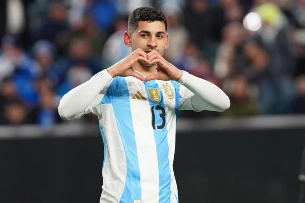Cuti Romero recibió el alta y Scaloni recuperó una pieza clave en la Selección Argentina Cuti Romero