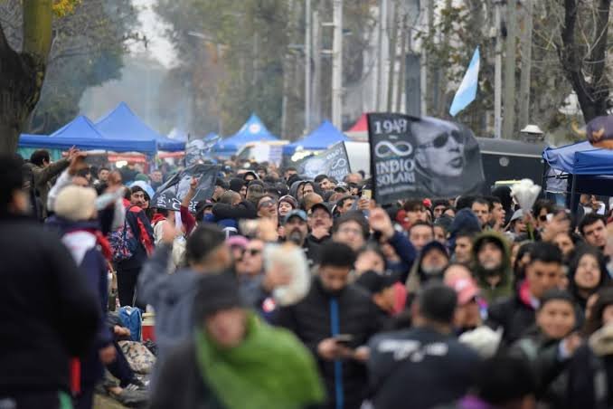 Más de un millón de personas asistieron a la «última Misa» del Indio Solari indio