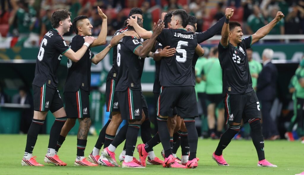 México es el primer equipo clasificado a los 16vos de final del Mundial mexico