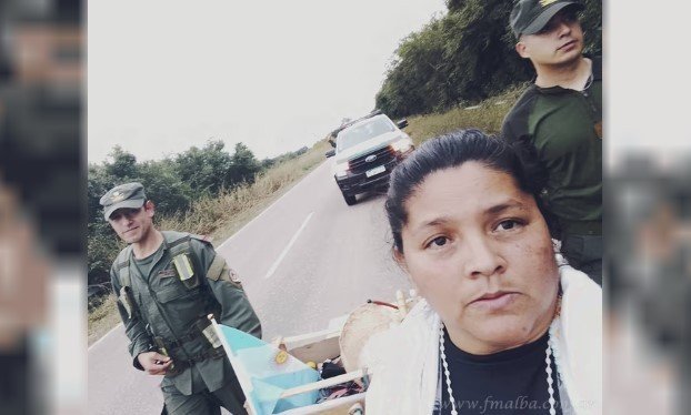 Salta: mujer camina más de 500 km en reclamo de justicia por las muertes de su hija y su nieta en la cesárea salta marcha madre 6a2ab5492c368