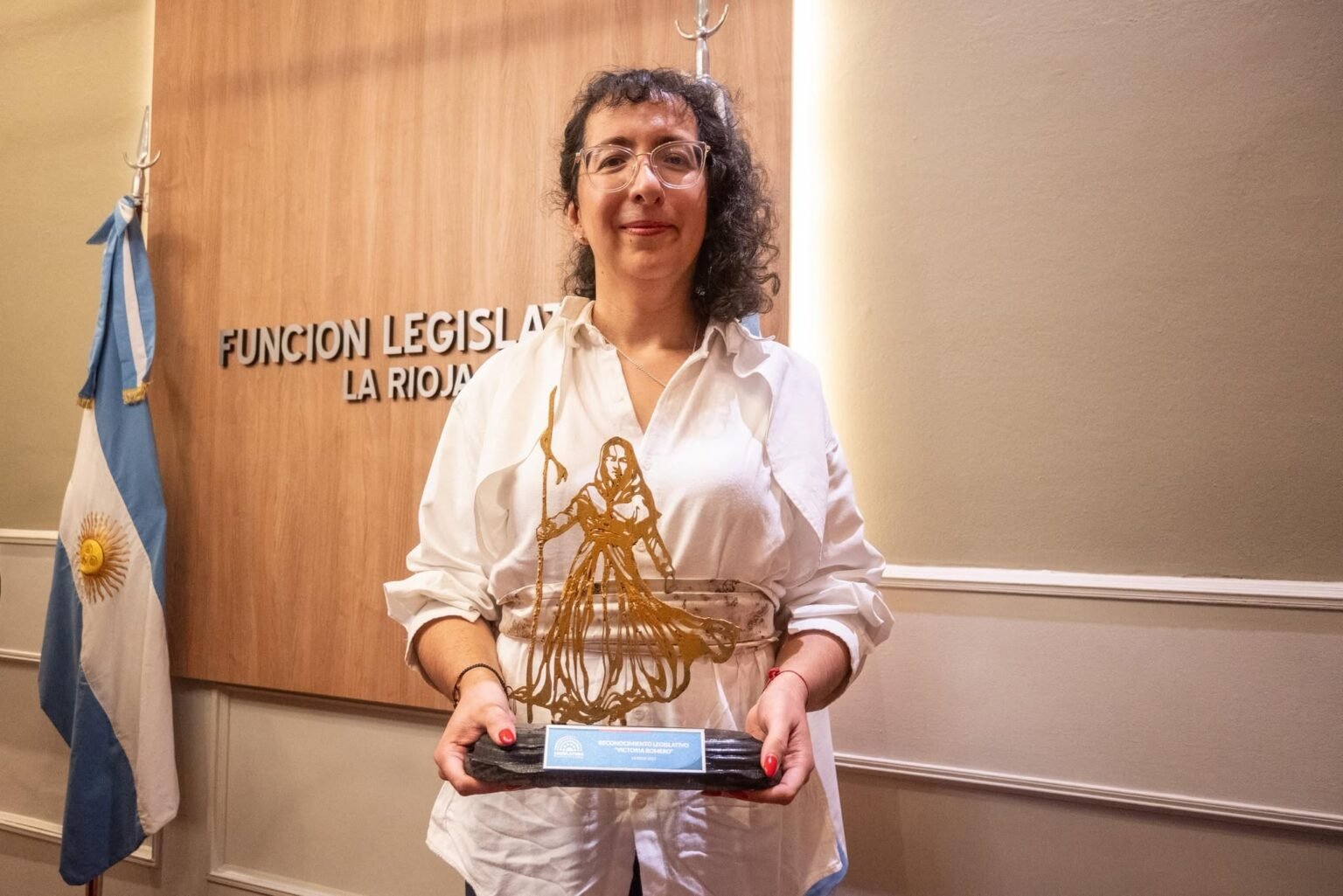 Hito en la educación superior: Yacurmana de la Puente, la primera mujer trans en obtener un doctorado en La Rioja 548194923 1109671721353401 1151340462080204363 n