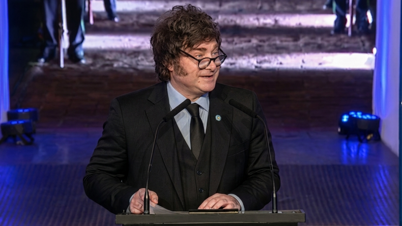 Javier Milei: «Este momento histórico se asemeja a una especie de segunda independencia» IMG 3641