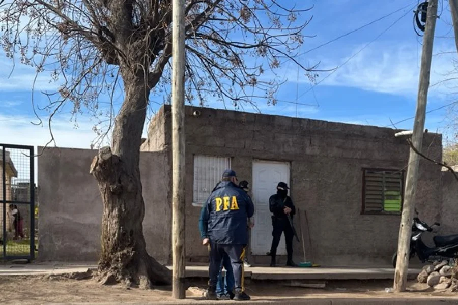 Desarticulan un punto de venta de estupefacientes y detienen a un hombre IMG 3645