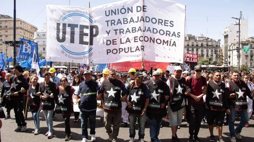 Movimientos sociales cortarán rutas y accesos en todo el país contra el fin de Volver al Trabajo WhatsApp Image 2026 07 21 at 7.48.57 AM