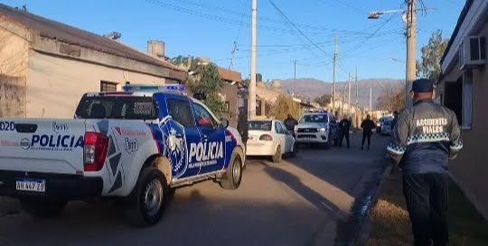 Conductor atropelló a dos mujeres, escapó y fue encontrado en presunto estado de ebriedad c70ce2de 59d4 4240 8267 4023c8d5be69
