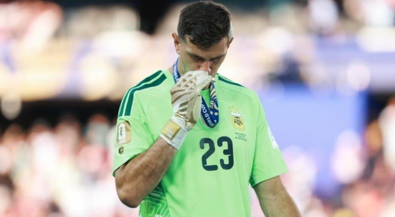 Dibu Martínez puso en duda su continuidad en la Selección argentinaDibu MartínezDibu Martínez puso en duda su continuidad en la Selección argentina dibu martinez mensaje 6a5f518849878