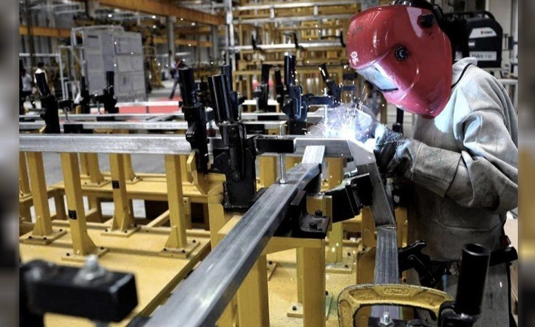 El Gobierno Nacional modifica por decreto la reglamentación de la reforma laboral y excluye tope clave empleo industria 6a5f2df346d3b
