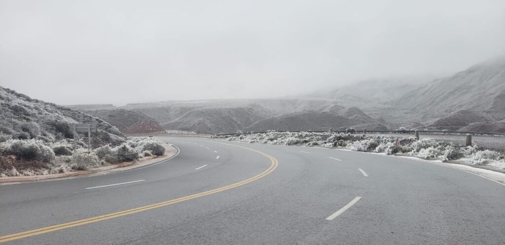 Cierre total de la Ruta 40 en la Cuesta de Miranda por emergencia climática f1f6ed3e 9078 4baf b044 588a6126fcc1