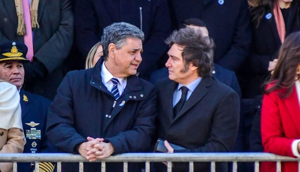 Macri: «No hay que descartar un acuerdo electoral con LLA en 2027 porque el desafío es no volver al pasado» javier milei jorge macri 6a622bdc83d31