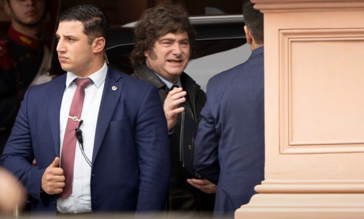 Milei prepara la cadena nacional: los detalles del mensaje sobre la reforma del Banco Central milei cadena 6a6b33b298363