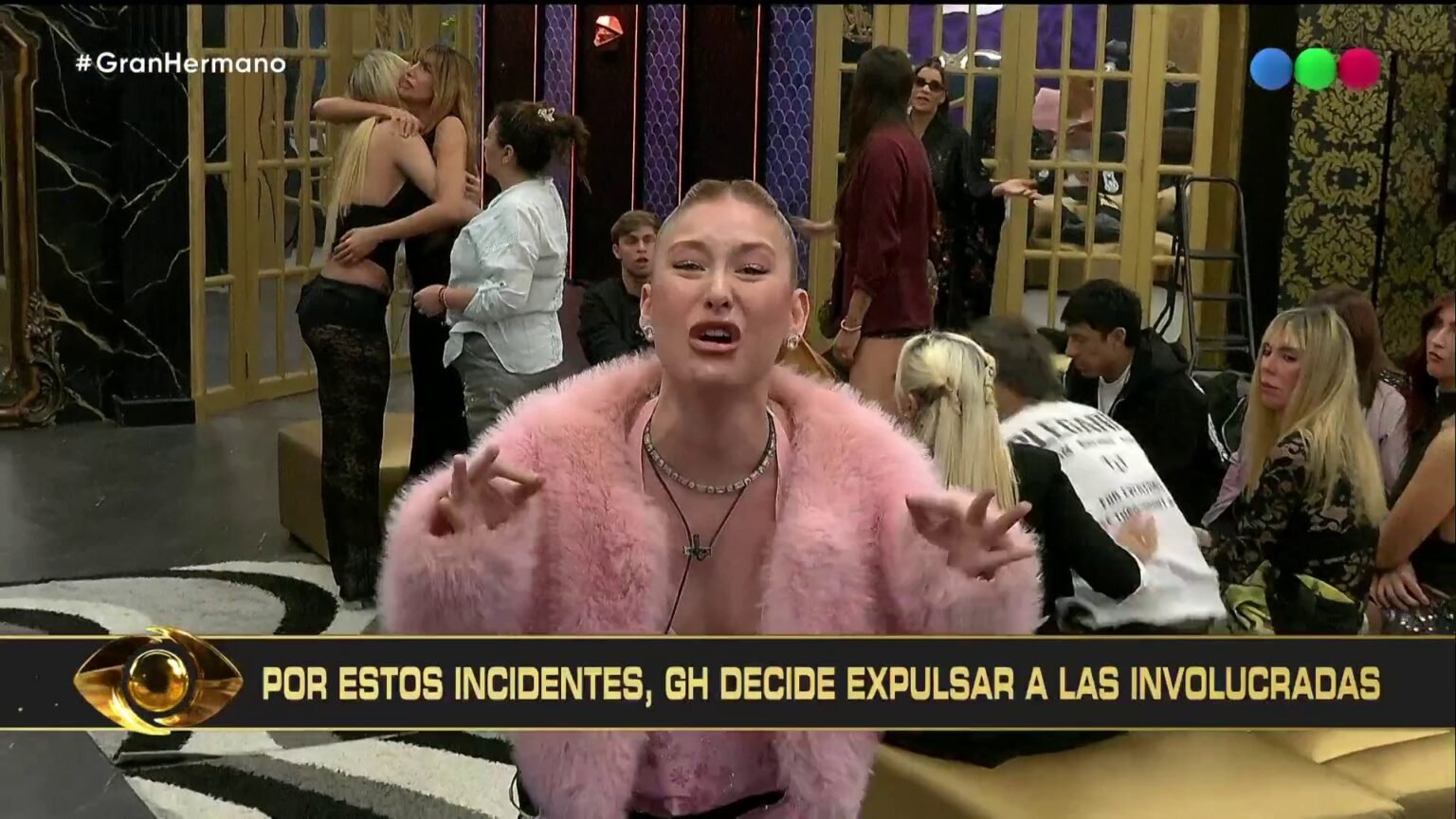 Gran Hermano expulsó a Campanita y Danelik: la paraguaya se resistió y acudió personal de seguridad Gran Hermano expulso a Danelik y Campanita la paraguaya se resistio de nuevo y.jpg 6a90f23883098