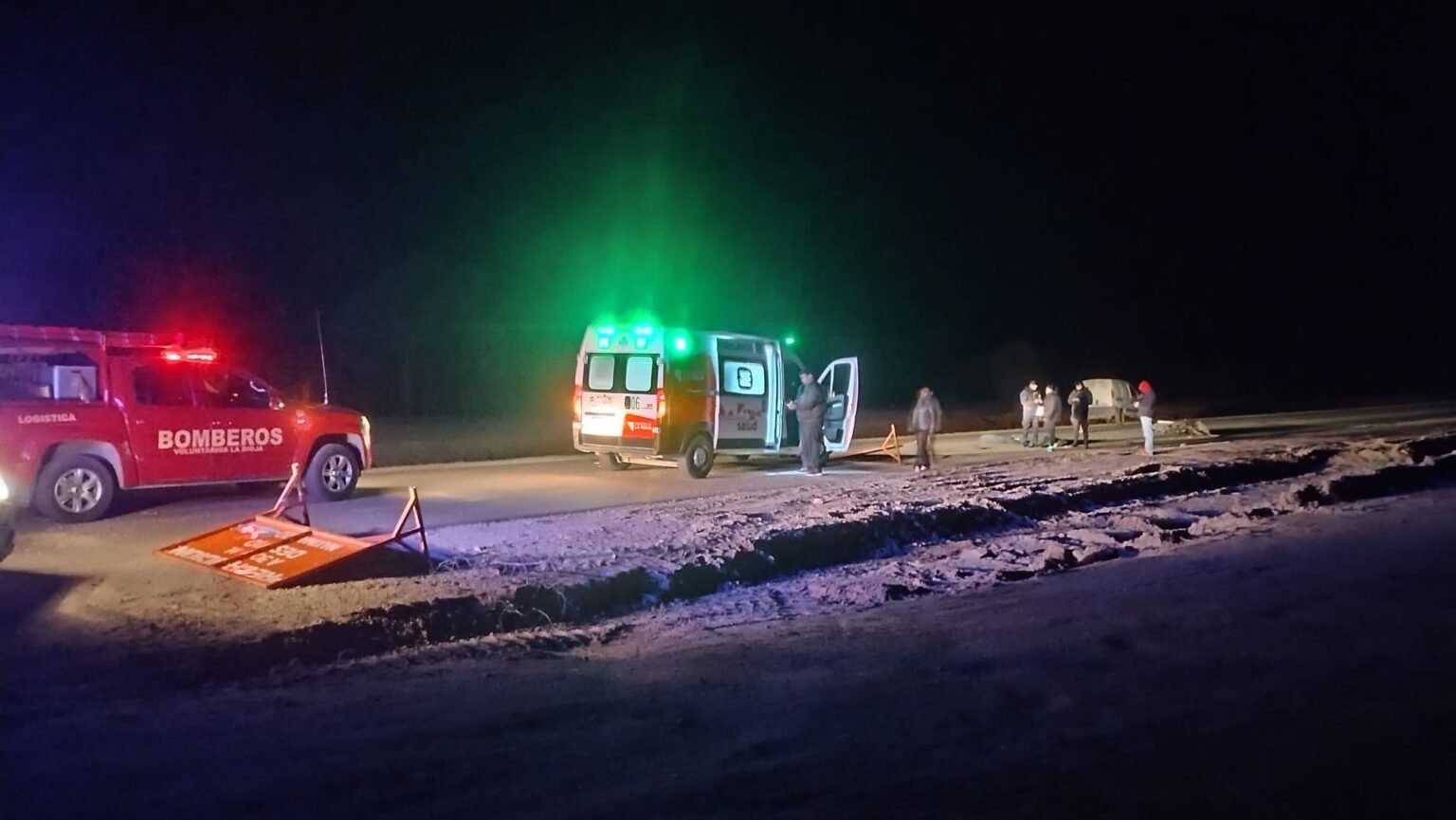 Trágico siniestro vial en La Rioja: un motociclista murió tras impactar contra un cartel IMG 4862