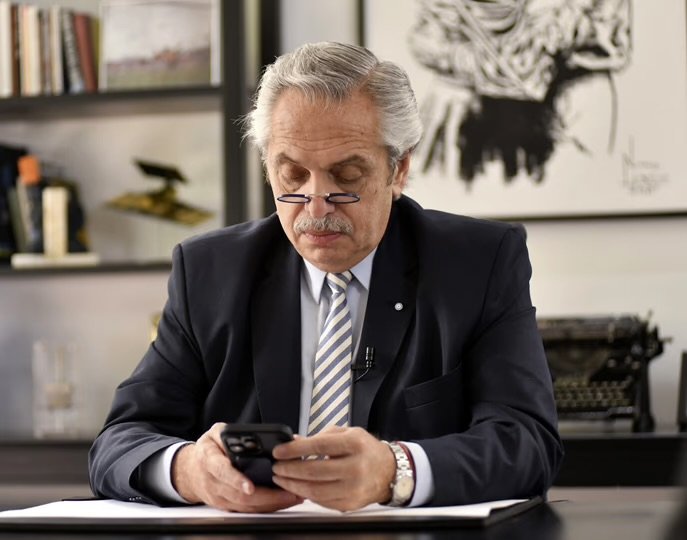 Seguros: en la mira Héctor Sosa, amigo de Alberto Fernández IMG 5364
