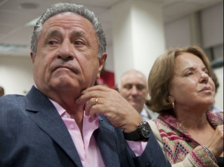 Piden la indagatoria del matrimonio Duhalde, Verbitsky y otras 30 personas por el “vacunatorio VIP” duhalde 6a79bf4cf1db3