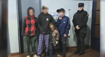 Cinco hermanos fueron rescatados en una casa en Posadas: su mamá se había ido hacía tres semanas hermanos posadas 6a8c5bd06c8ac
