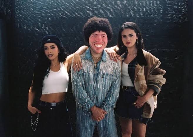 Selena Gómez y Becky G unieron voces en la cumbia «Te Olvido» images 65 6a6ced538f9aa