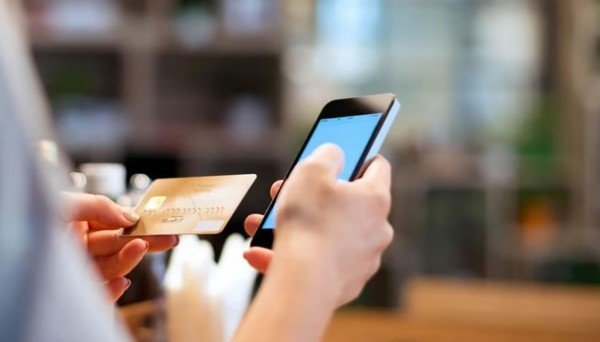 Los jóvenes con trabajos precarios afrontan la mayor tasa de morosidad tarjeta