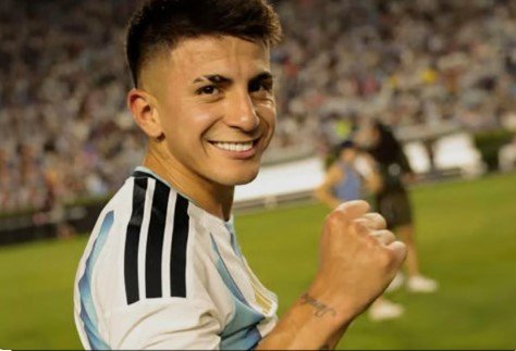 Almada ya está en la Argentina para sumarse a River: cuándo será su primer entrenamiento thiago almada 6a79c91a36a03