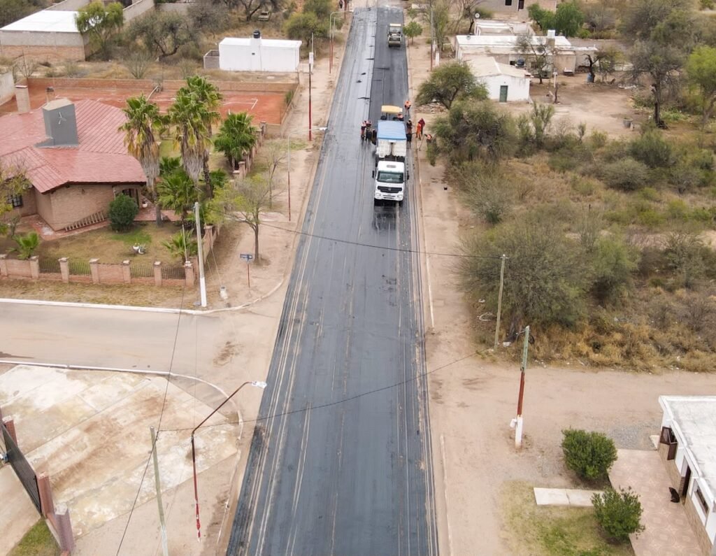 Quintela recorrió la obra de repavimentación de la ruta 31 y ratificó la decisión de sostener la obra pública 783a9e3b 4dd5 4667 b87c 5df5a2573261