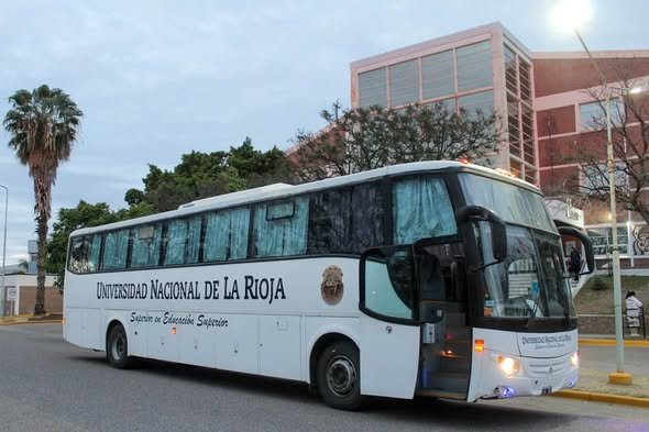 Después de 10 años, vuelve a funcionar el colectivo de la UNLaR 799087978 1913616246285209 5393011337881273704 n