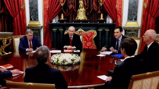 Kremlin: Putin sostuvo conversaciones constructivas con los enviados de Estados Unidos IMG 5779
