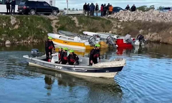 Laguna del Monte: volcó una lancha, murieron cuatro pescadores ahogados y buscan a un quinto IMG 6082