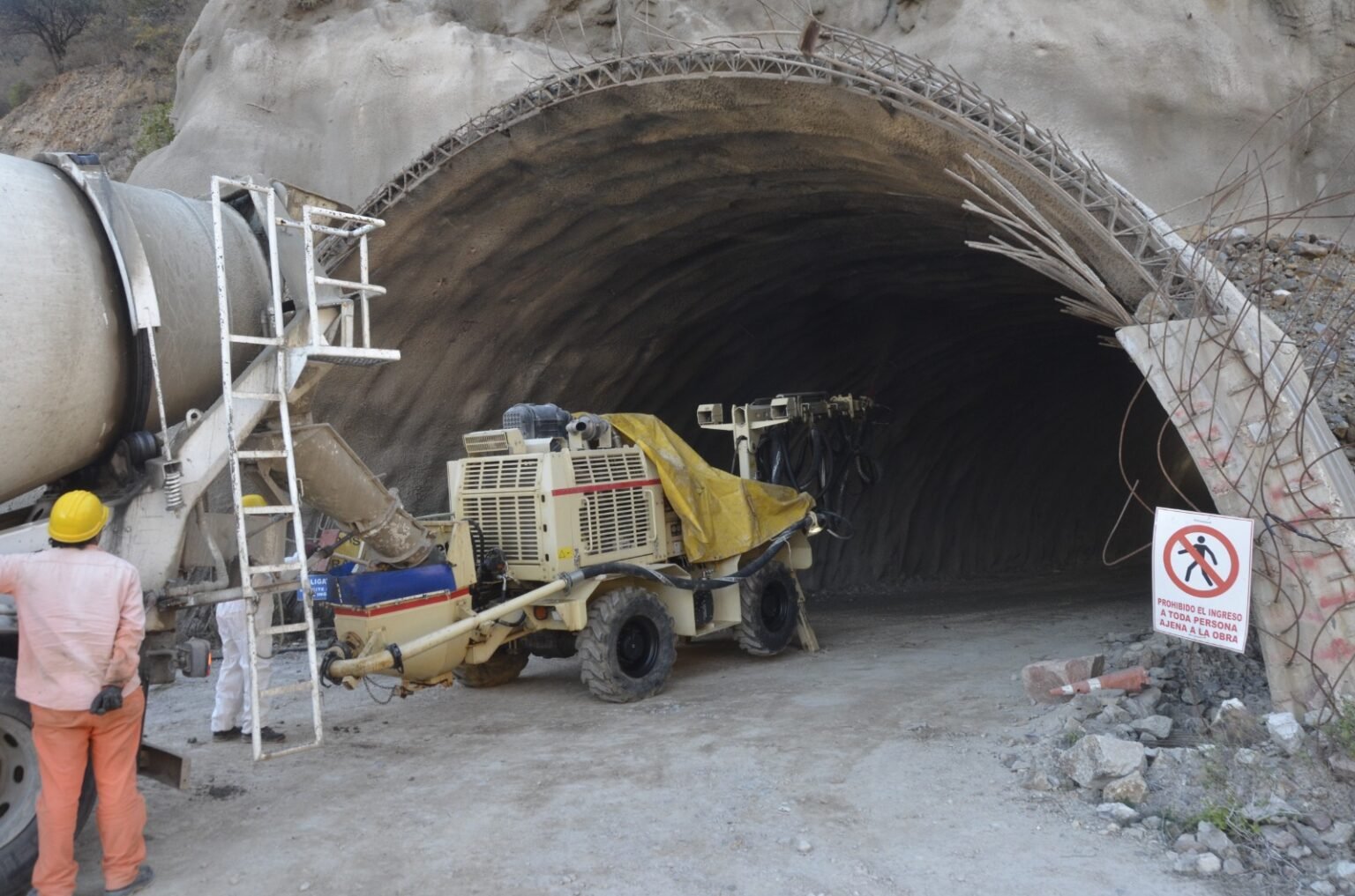 Vialidad Nacional avanza en trabajos especializados en túnel 2 de la Ruta Nacional 75 WhatsApp Image 2026 09 01 at 4.03.41 PM