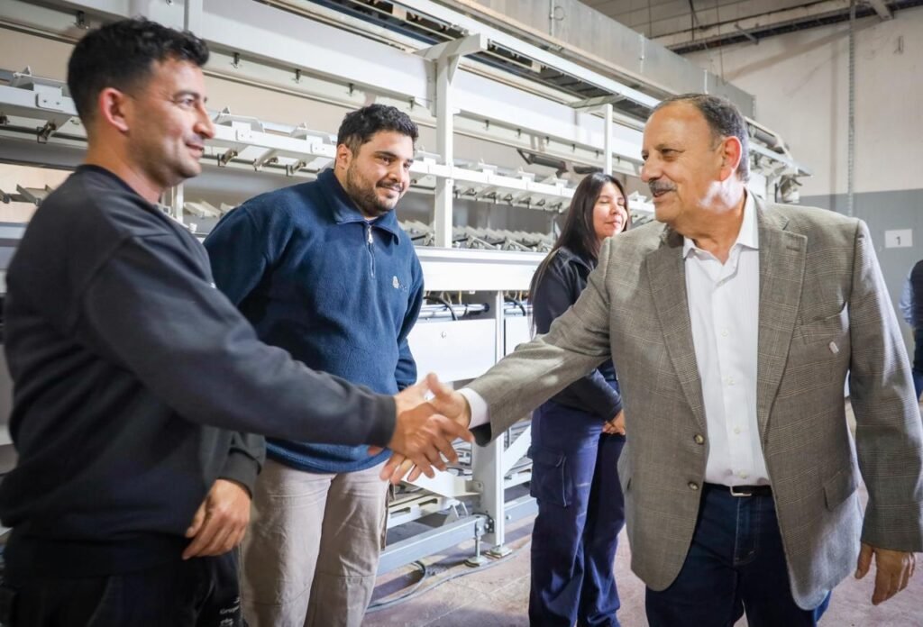 En medio de la crisis industrial, una textil invierte en La Rioja y abrirá 150 nuevos puestos de trabajo sin límite de edad WhatsApp Image 2026 09 02 at 11.38.04 AM 1