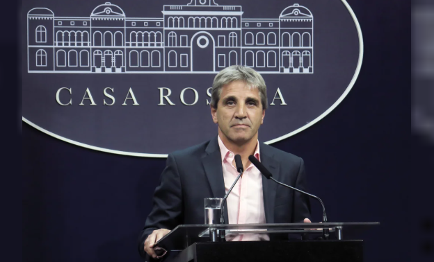 El patrimonio de Caputo en el exterior aumentó un 37% en un año caputo rosada 6a97e773d1b52
