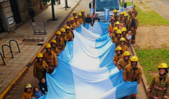 Sirenazo nacional de Bomberos Voluntarios en reclamo de una deuda millonaria sirenazo 6aa292362819d