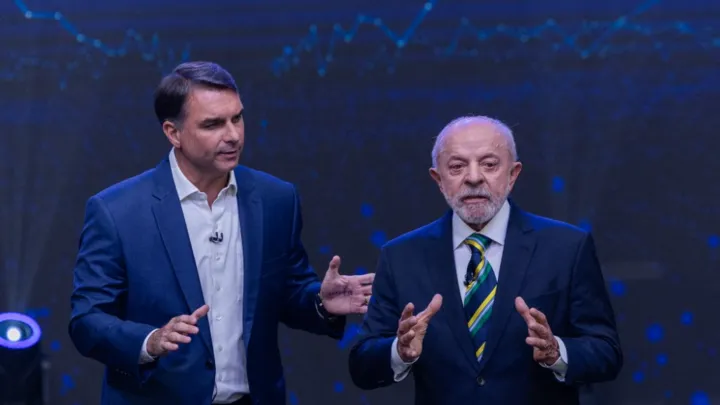 Lula y Flávio Bolsonaro se cruzaron en un duro debate a una semana del balotaje en Brasil AFP 20261019 fernandes notitle261018 npuSJ v1 MidRes BrazilElection 6ad5f2e2e376a