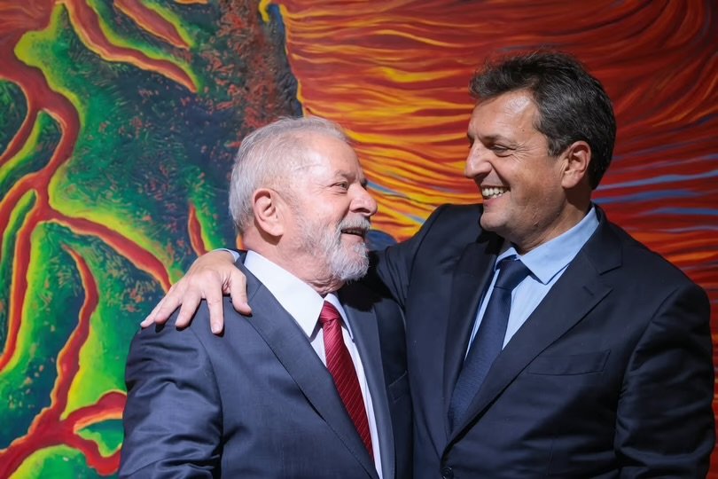 Sergio Massa expresó su apoyo a Lula en las elecciones de Brasil IMG 7227