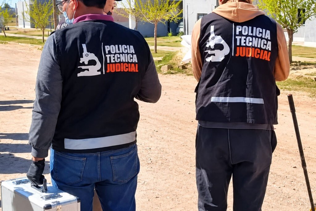 Muerte en el barrio Hábitat: la Justicia ordenó autopsia y relevamiento de pruebas Policia Recnica Judicial