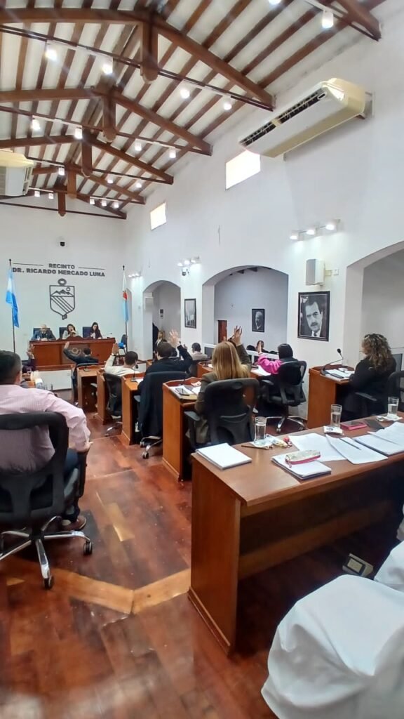 Piden ampliar el Boleto Estudiantil Gratuito para alumnos de escuelas técnicas WhatsApp Image 2026 10 15 at 12.18.59 PM